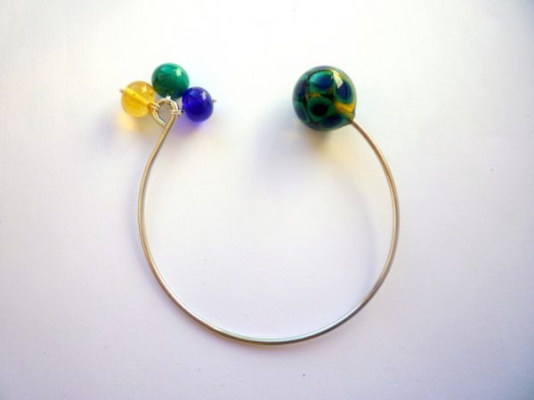 bracelet-plumes-de-paon-bracelets-en-metal-argente-et-verre-perles-de-verre-file-bracelet-jonc-reglable