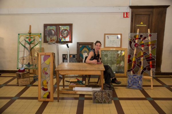 Flavie-Béréziat.-L-Art-du-Vitrail-Maître-Verrier-Meilleure-Ouvrier-de-France.-Châtillon-sur-Chalaronne