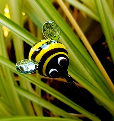 pic-plantes-abeille-abeille-en-verre-de-murano-tige-decorative-a-planter