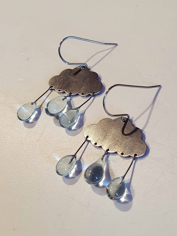 boucles-doreilles-nuage-avec-perles-deau-bijou-createur-en-verre-de-murano-file-a-la-flamme