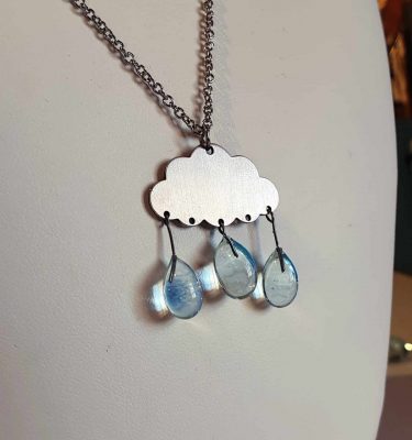 collier-nuage-gouttes-de-pluie-en-verre-de-Murano