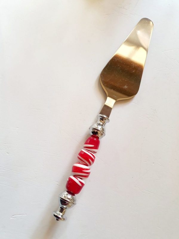 pelle-a-tarte-rouge-arts-de-la-table-verre-de-murano-file-au-chalumeau
