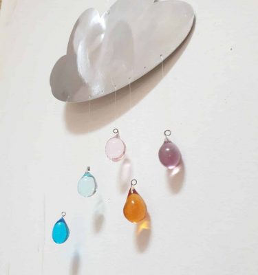 Nuage-de-pluie-décoratif-à-suspendre