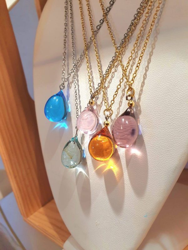 collier-goutte-d-eau-en-verre-de-murano