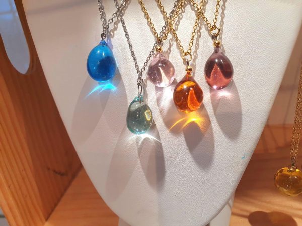 Collier Goutte en Verre de Murano filé au chalumeau