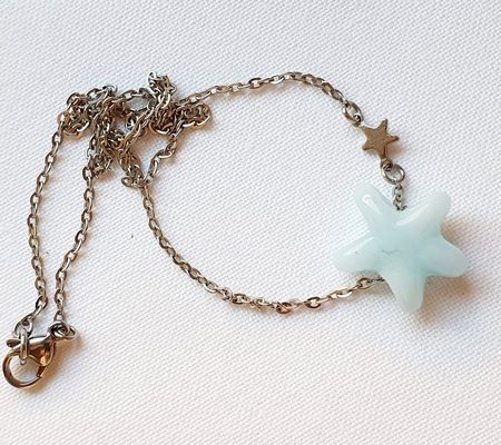 collier-pendentif-etoile-en-verre-de-murano-bijoux-made-in-france