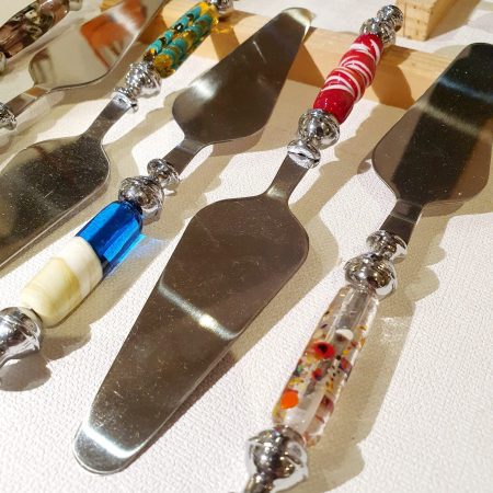 pelle-a-tarte-arts-de-la-table-en-verre-de-murano
